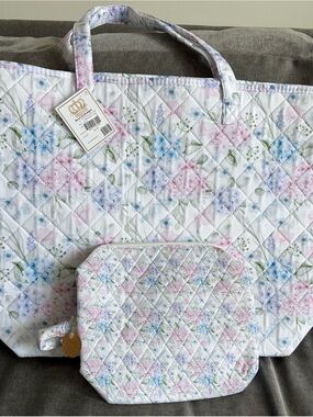 Quilted Floral Tote with Makeup bag - Pink & Blue Hydrangea print